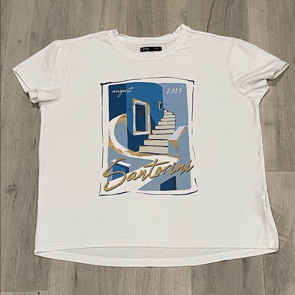 Sinsay Santorini White Tee with Blue and Gold Graphic Size S 100% cotton